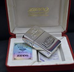 Zippo 1995 emblem gắn kim cương C72