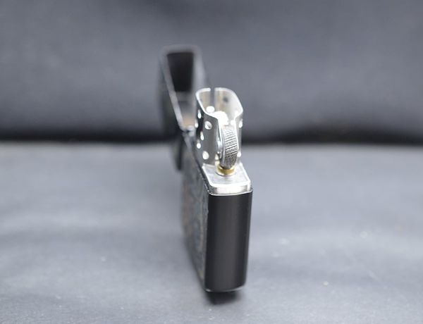 Zippo 1999 rồng C69