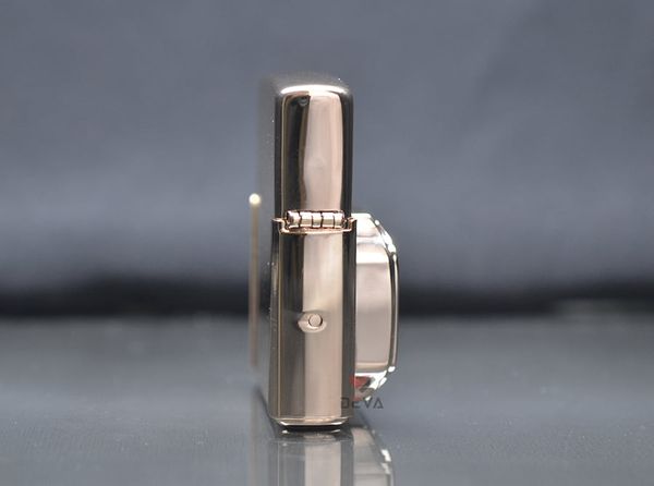 Zippo xuất Nhật gắn mặt đồng hồ cao cấp ZN295