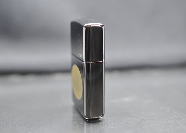 Zippo 2001 mạ vàng gới hạn C40
