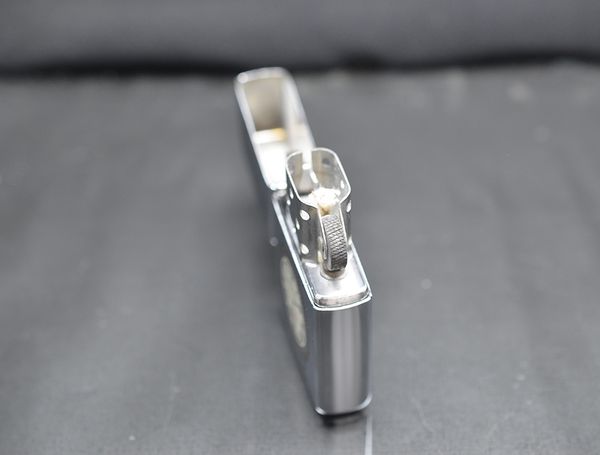 Zippo 1992 đồng hồ Harwood C135