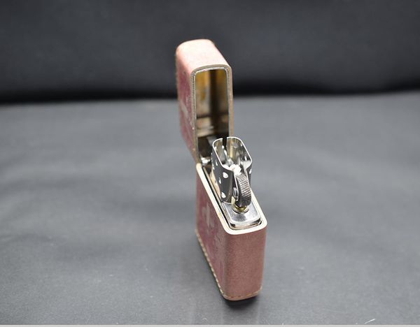 Zippo 2003 Bọc Da In Hình Rồng  – Bản Nghệ Thuật Độc Lạ C181
