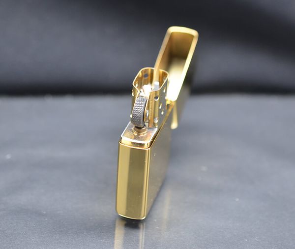 Set Zippo 2000 kẹp đồng hồ C127