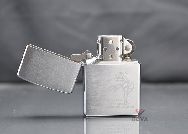 Set zippo đồng hồ 2007 C780