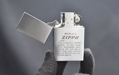 Zippo 1932 Xước tái bản C533