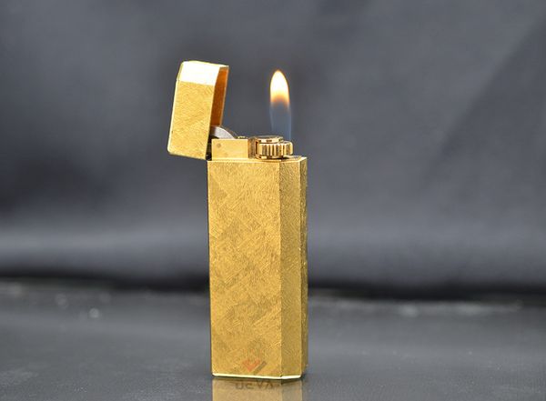 Bọc vàng Cartier vân xước 5 cạnh CA07