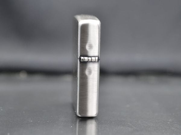 Set Zippo 2004 logo giới hạn C30