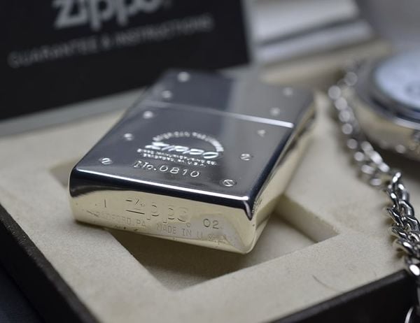 Set Zippo 2002 đồng hồ C107