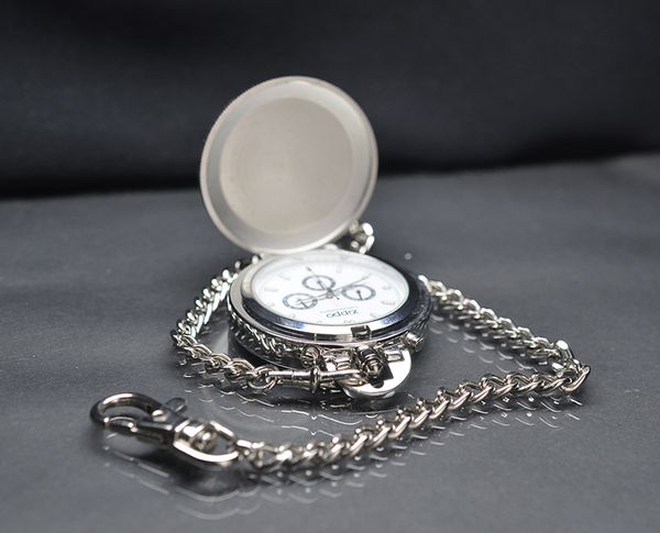 Set Zippo 2002 đồng hồ C107