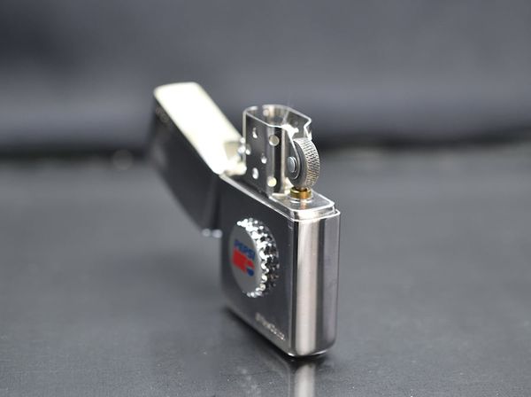 Zippo 2002 giới hạn Emblem Pepsi C111