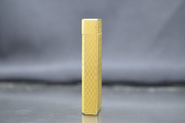 Cartier bọc vàng dày 5 cạnh hoa văn CA06