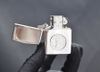 Zippo 1997 emblem đồng Queen C155