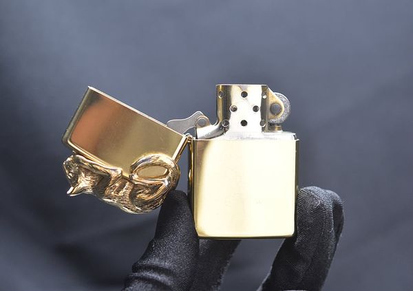 Zippo 1991 gắn mèo C174