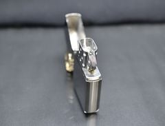 Zippo 1996 Emblem Đầu Ngựa – Mạ Vàng Gold Plated C203