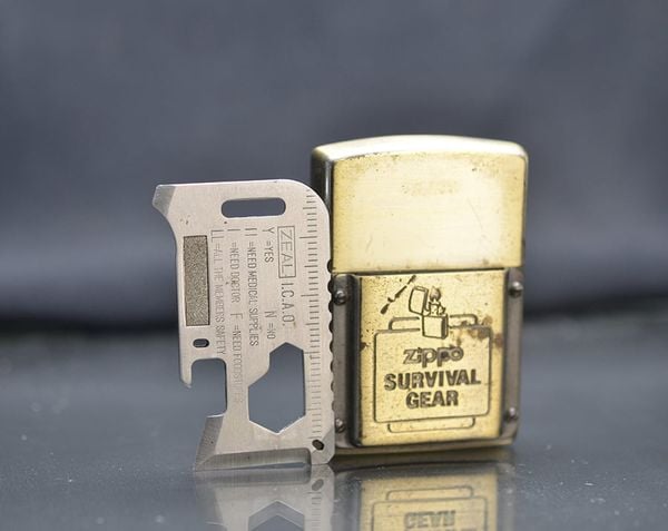 Zippo 1992 Survival Gear – Chủ Đề Đồ Sinh Tồn – Đời VIII La Mã  C18