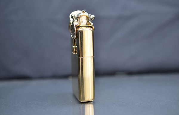 Zippo Mã Vàng 24K Emblem Yên Ngựa – Đời XI La Mã (1995) – Phong Cách Cowboy Viễn Tây C744