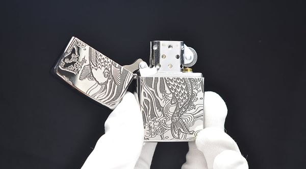 Zippo khắc hình cá chép ZD36