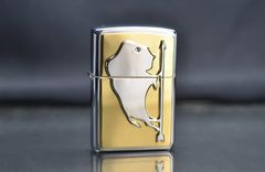 Zippo 1996 Buffalo Stampede – Chủ Đề Đàn Bò Tót – Mạ Vàng Gold Plated – Đời XII La Mã C82
