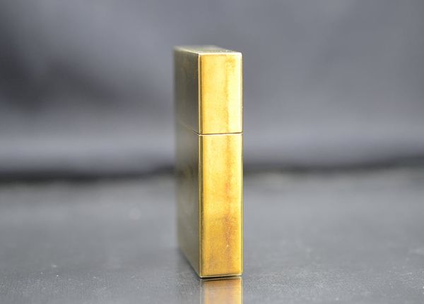 Zippo Tái Bản 1932 Bản Lề Ngoài 1997 C409