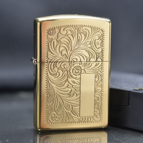 Zippo hoa văn vàng cổ 1992 C53