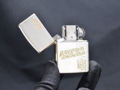 Zippo 1991 chữ dập mạ vàng mộc đáy chéo C139