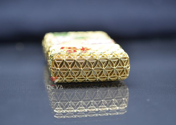 Zippo bọc lưới hoa văn bông sen ZN297