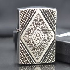 Zippo Hình Mặt Cờ Caro mạ bạc  (2004) C530