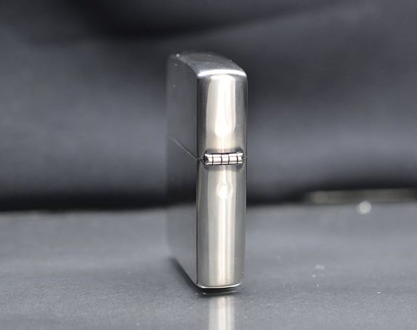 Set Zippo 2004 đồng hồ chủ đề quân đội C140