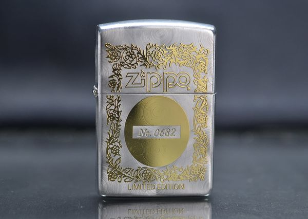 Zippo hoa văn mạ vàng giới hạn C185