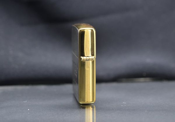 Zippo 1994 mạ vàng C169