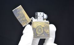 Zippo Armor khắc hình xe ZD35