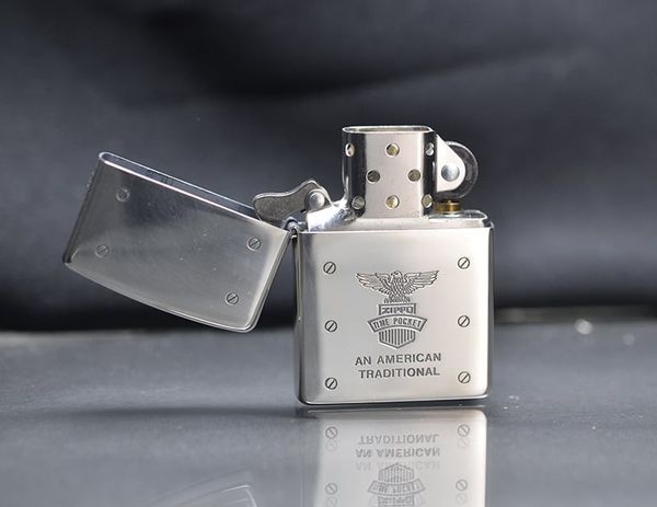 Set Zippo 2004 đồng  hồ bản giới hạn C136