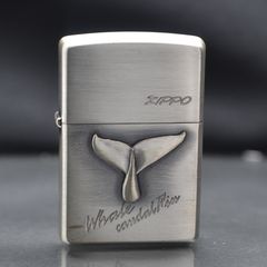 Zippo 2001 Emblem đuôi cá heo C130