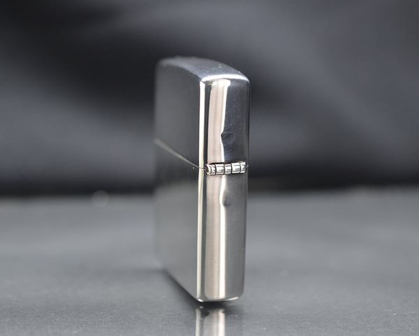 Set Zippo 2004 kèm đồng hồ C190