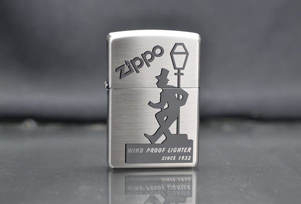 Set Zippo 2004 logo giới hạn C30