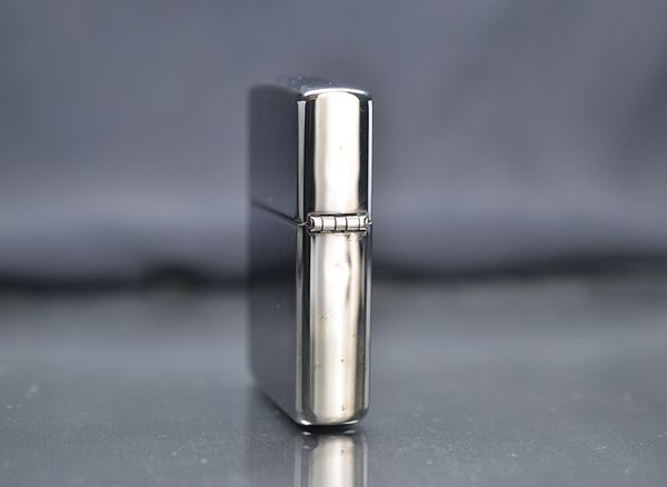 Set bao da Zippo mạ bạc 1996 Matco Tools C83