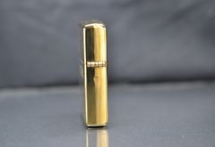 Set zippo mạ vàng kèm bình xăng mini 1994 C792