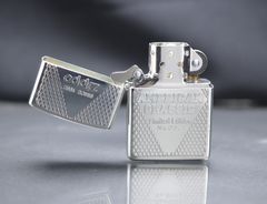 Set Zippo 1994 giới hạn kèm móc khóa gạt tàn mini C115