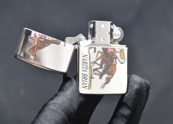 Zippo 1998 ngựa Narita brian C88