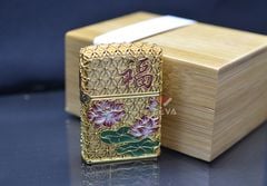 Zippo bọc lưới hoa văn bông sen ZN297