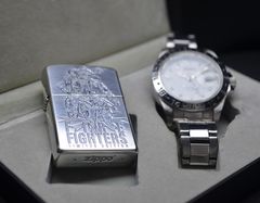 Set Zippo 2008 đồng hồ bảng giới hạn  C125