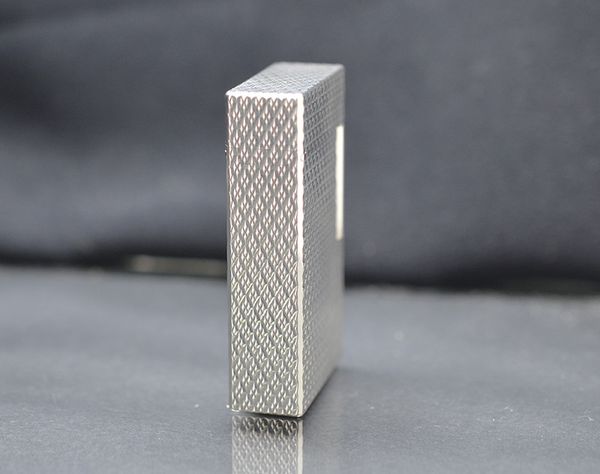 Dupont 1 lỗ cao vân kim cương nổi DPH72