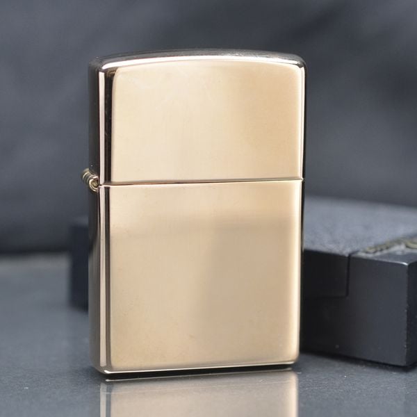Zippo mạ vàng hồng trơn 1997 C772
