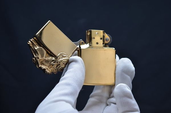 Zippo mạ vàng Emblem đầu ngựa 1988 C743