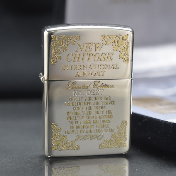 Zippo 1996 mạ bạc hoa văn vàng C141