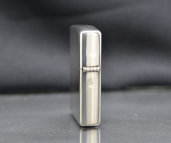 Zippo 1998 Emblem gắn kim cương C67