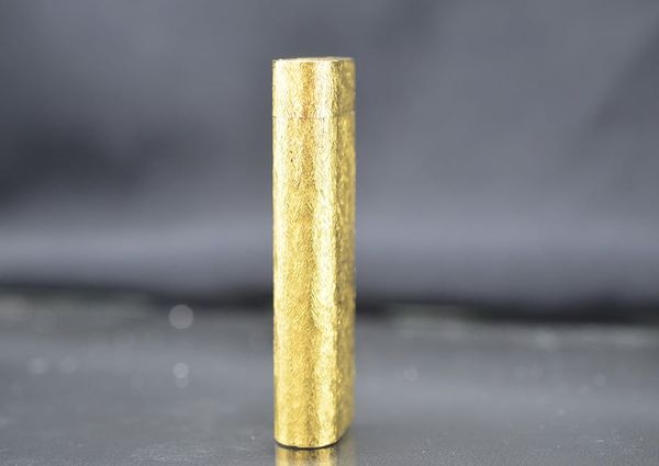 Vân xước bọc vàng Cartier CA18