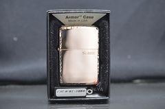 Zippo Armor vàng hồng hoa văn cạnh ZN93
