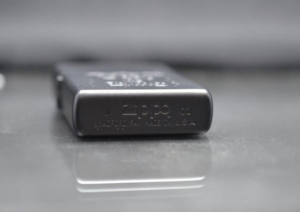 Set zippo 2001 đen pin Taday King C36