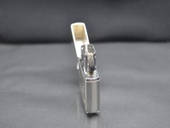 SET Zippo 1993 mạ bạc hoa văn dát vàng C189